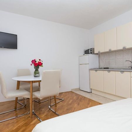 Skiljini Dvori - Apartman 马卡尔斯卡 外观 照片