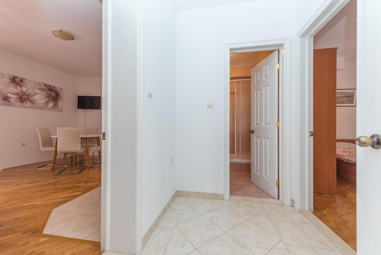 Skiljini Dvori - Apartman 马卡尔斯卡 外观 照片